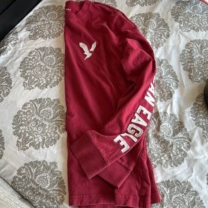 Men’s XS red American Eagle long sleeve tee.